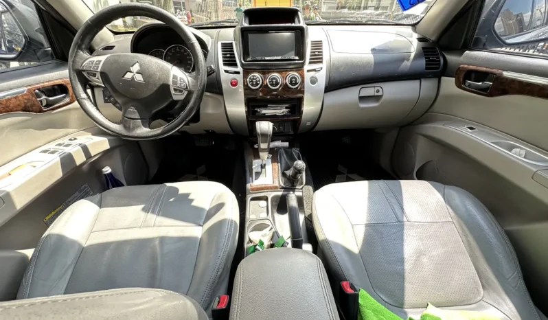 Mitsubishi Nativa 2015 3.5L lleno