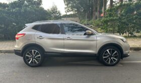 Nissan QASHQAI EXCLUSIVE 2018
