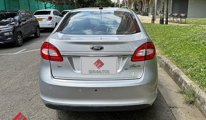Ford Fiesta 2011 SE lleno