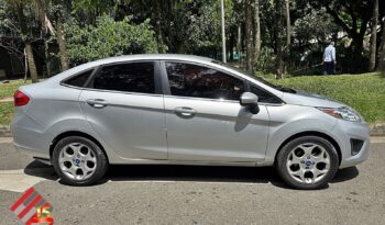 Ford Fiesta 2011 SE lleno