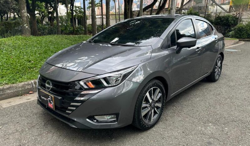 Nissan VERSA ADVANCE 2024 lleno