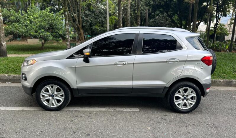 Ford ECOSPORT TITANIUM 2017 lleno