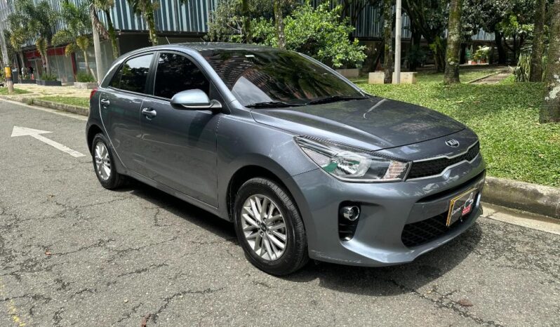 Kia RIO VIBRANT HATCHBACK 2019 lleno