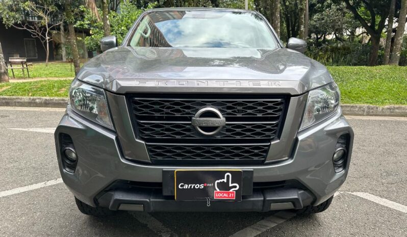 Nissan FRONTIER DC 2022 lleno