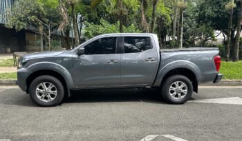 Nissan FRONTIER DC 2022 lleno