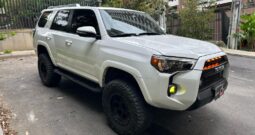 Toyota 4runner SR5 2017