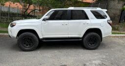 Toyota 4runner SR5 2017