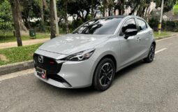 Mazda 2 CARBON EDITION 2026