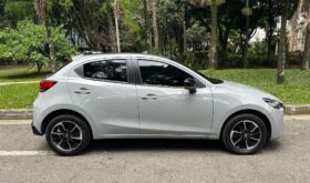 Mazda 2 CARBON EDITION 2026