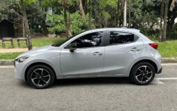 Mazda 2 CARBON EDITION 2026