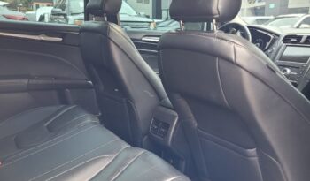 Ford Fusion 2019 lleno