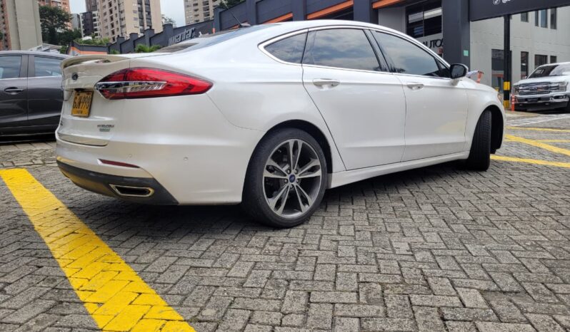 Ford Fusion 2019 lleno