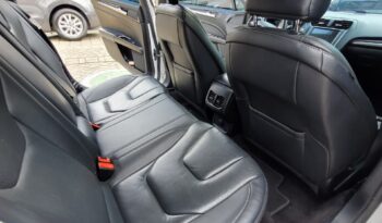 Ford Fusion 2019 lleno