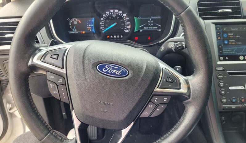 Ford Fusion 2019 lleno