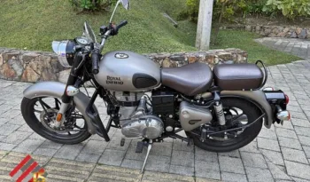 Royal Enfield Classic 2022 lleno