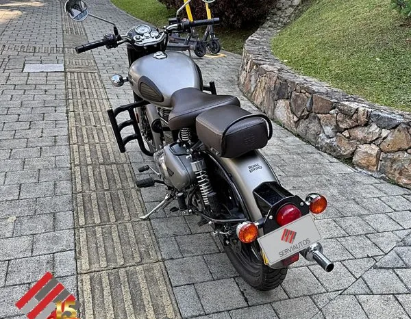 Royal Enfield Classic 2022 lleno