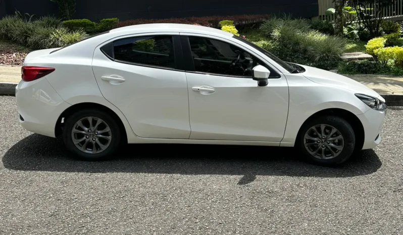 Mazda 2 2023 TOURING DEDAN lleno