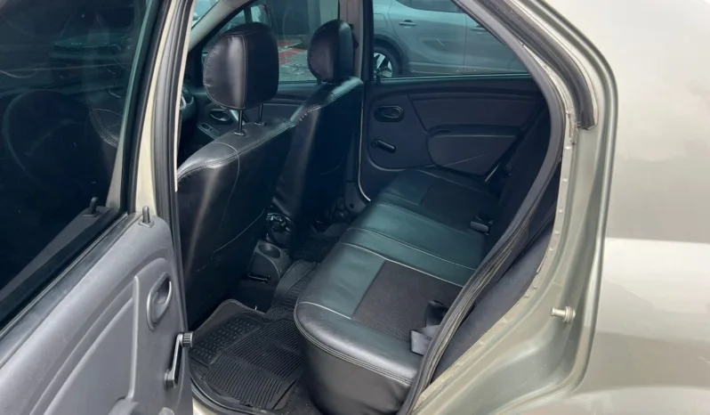 Renault Logan 2015 Expression lleno