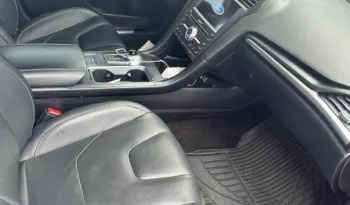 Ford Fusion 2019 lleno