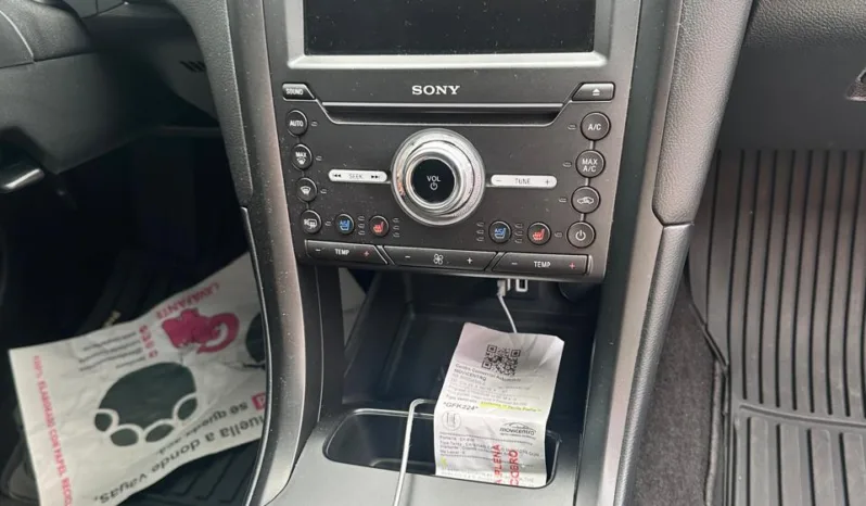 Ford Fusion 2019 lleno