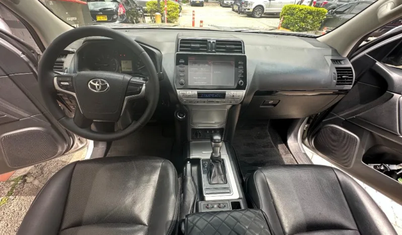 Toyota Prado TXL 2021 lleno