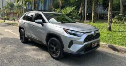 Toyota RAV4 XLE HIBRIDO 2022
