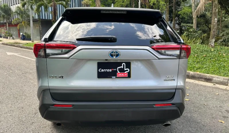 Toyota RAV4 XLE HIBRIDO 2022 lleno
