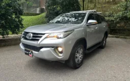 Toyota Fortuner SRV 2018