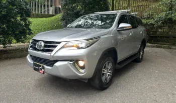 Toyota Fortuner SRV 2018 lleno