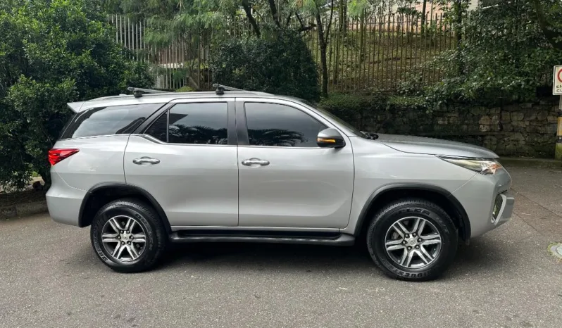 Toyota Fortuner SRV 2018 lleno