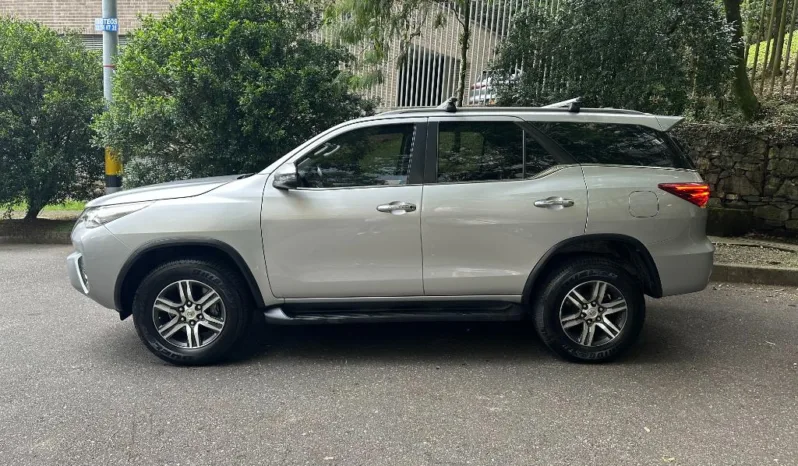 Toyota Fortuner SRV 2018 lleno