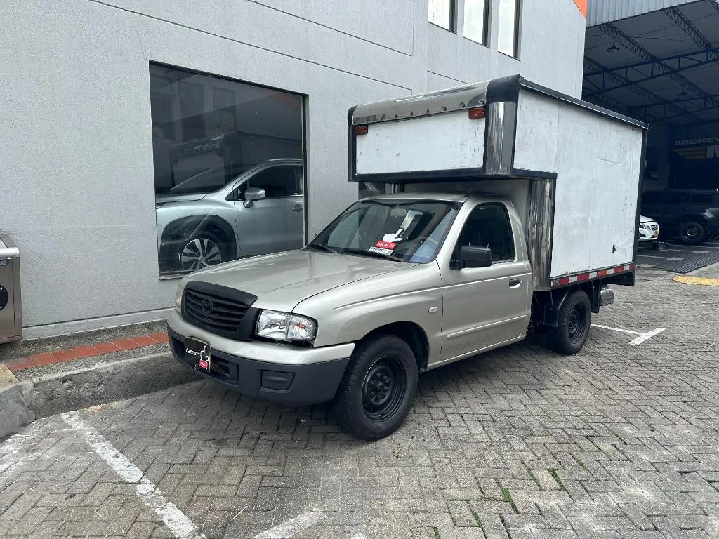 Mazda B2200 FURGON 2006