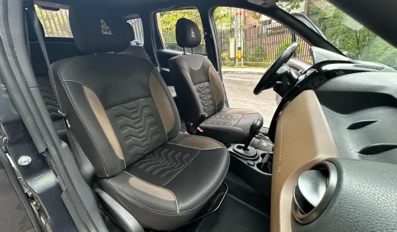 Renault DUSTER DYNAMIQUE 2017 Versión DAKAR lleno