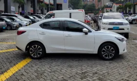 Mazda 2 2019