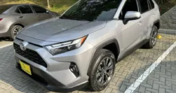 Toyota RAV4 2024 XLE HYBRID