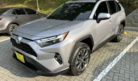 Toyota RAV4 2024 XLE HYBRID