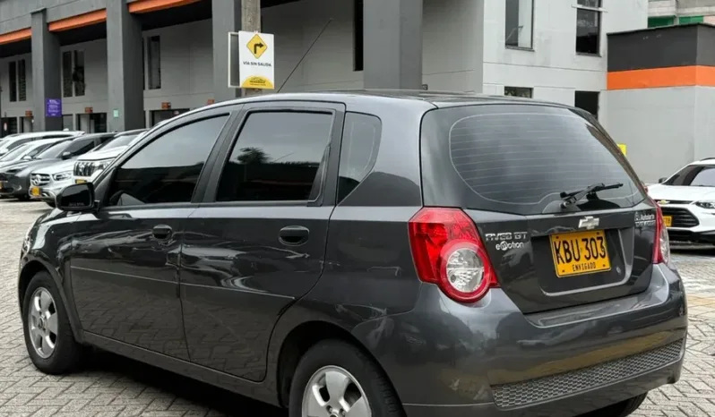 Chevrolet Aveo 2011 Emotion 1.6l lleno