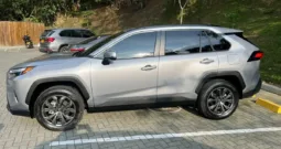 Toyota RAV4 2024 XLE HYBRID