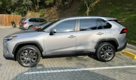 Toyota RAV4 2024 XLE HYBRID