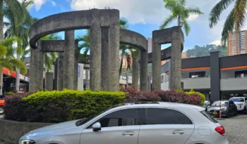 Mercedes-Benz A200 2020 Progressive lleno