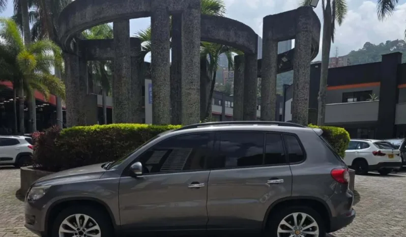 Volkswagen Tiguan 2011 lleno