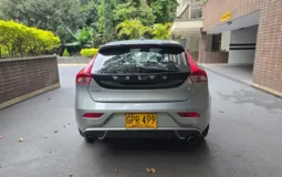 Volvo V40 2019 T4 Drive-E R-DESIGN