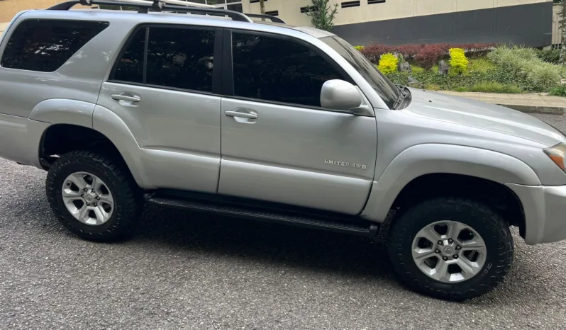Toyota 4runner 2006 4X4 lleno