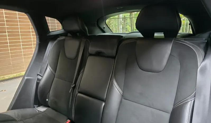 Volvo V40 2019 T4 Drive-E R-DESIGN lleno