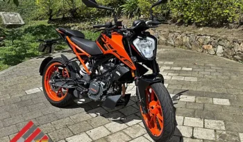 KTM Duke 2025 NG lleno