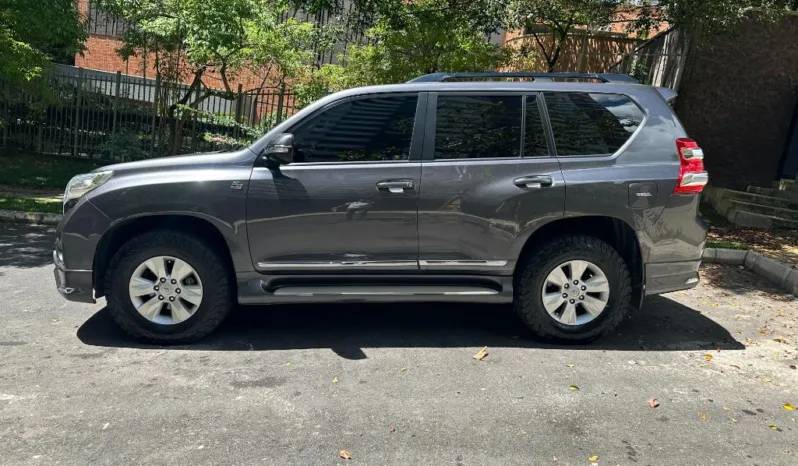 Toyota PRADO TX-L 2018 (EDICION 50 ANIVERSARIO) lleno