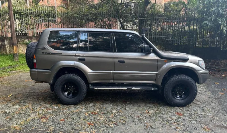 Toyota PRADO VXA 2006 lleno