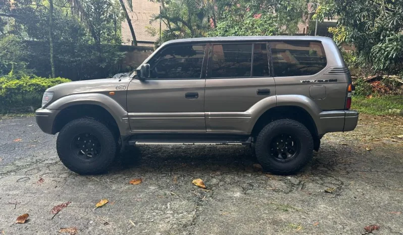Toyota PRADO VXA 2006 lleno