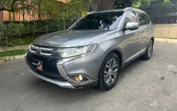 Mitsubishi OUTLANDER KAITEKI 2018 7 puestos