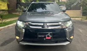 Mitsubishi OUTLANDER KAITEKI 2018 7 puestos